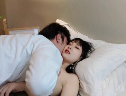 Khoái lạc cùng cô nàng mới gặp suốt đêm trong phòng trọ